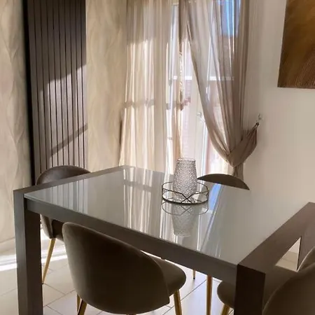 La Dimora Di Antonella Naples